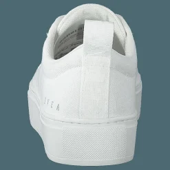 Arlo Three Antique White