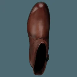 Boots Scuby Brandy
