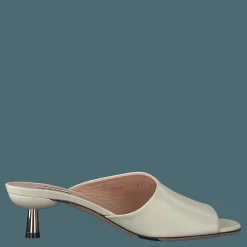 Carin 45 008, Bone 15