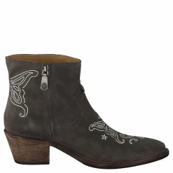 Crusade Low Pale Sand