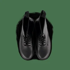 Dr Martens 1460 8-eye boot (Core Mono)