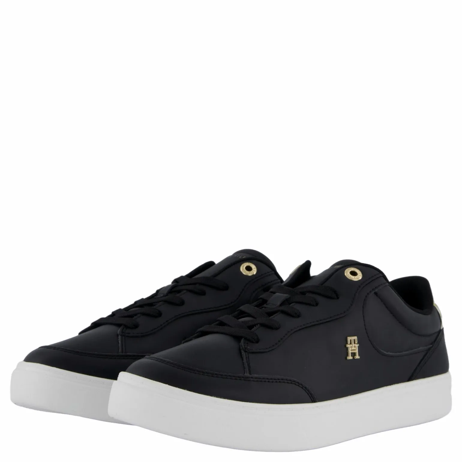 Essential Chic Court Sneaker Black