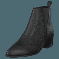 Karen Black Structur