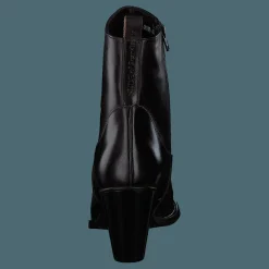 Kim Tequila / T.moro