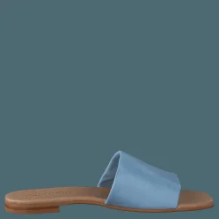 Madeleine Light Blue