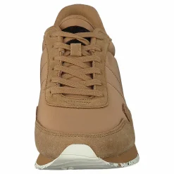 Nora Iii Leather Doe