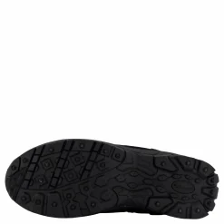 Pinner M Studs Black