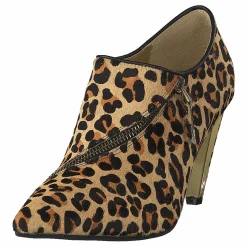 Ramona Leopard