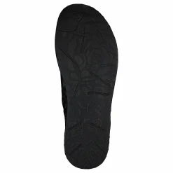 Spring Valley Black 06