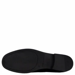 Th Stud Leather Low Chelsea Black