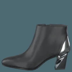 Twist Flow Bootie Black