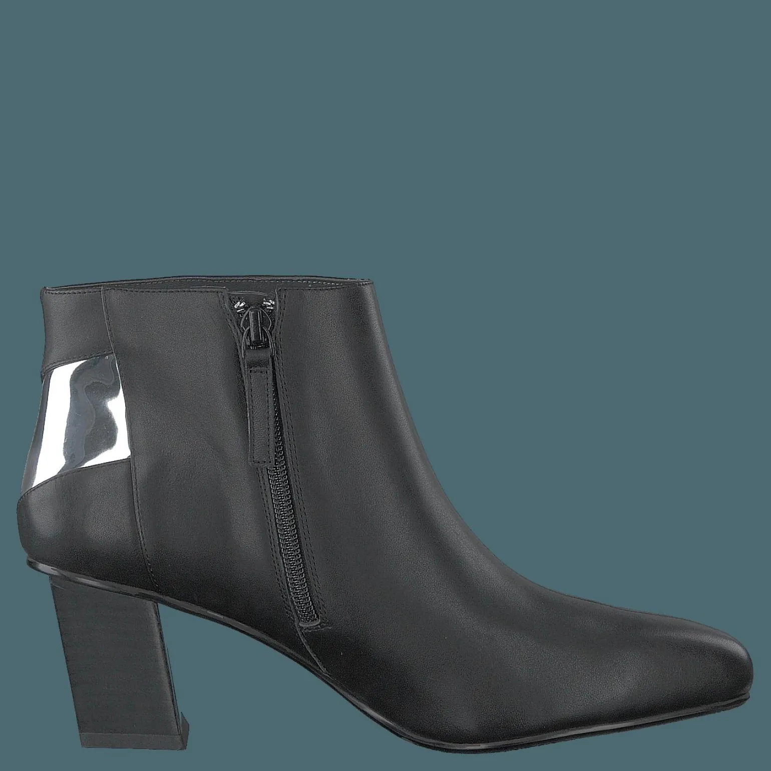 Twist Flow Bootie Black
