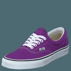 Ua Era Dewberry/true White