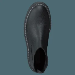 Veerly Black Leather